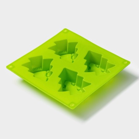 The form for baking the deed "New Year. Christmas trees ”, silicone, 18 × 18 cm, 4 cells, green color-2