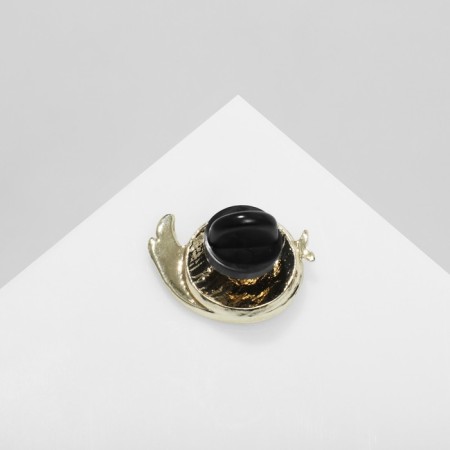 The "bird" icon is small, the color is white in gold, l brush 9.5 cm-2