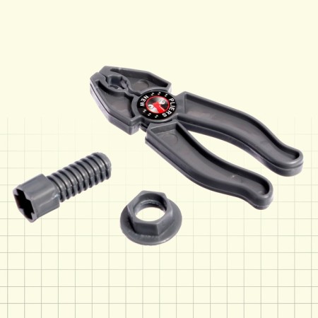 Game module in the “Workshop” suitcase, 25 items-13