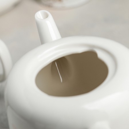 Ceramic tea "Bunny" set, 6 items: 4 220 ml mugs, 900 ml kettle, tray-4