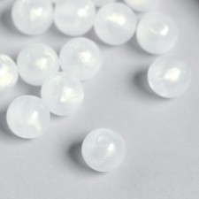 Plastic beads 