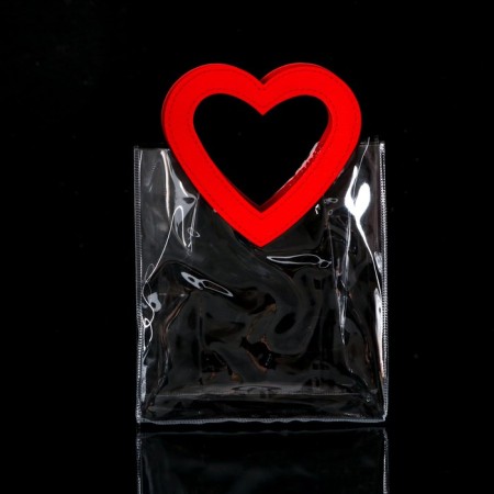Gift package from PVC red 20x18x10 cm-1