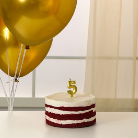 Set of candle in cake + 5 balls, number 5, gold-1