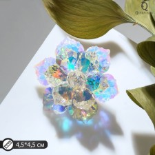 Brooch 