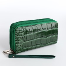 Кошелёк женский на молниях, цвет зелёный