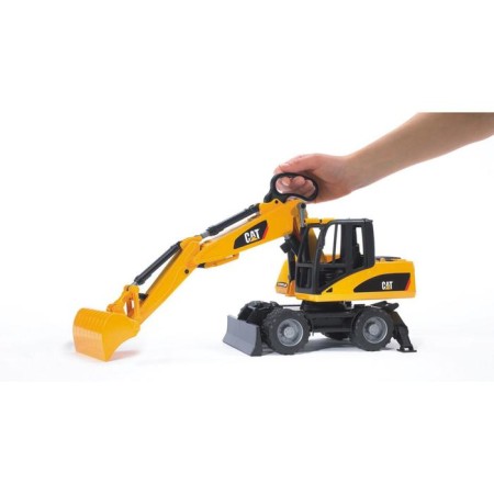 Wheel excavator CAT with dump-3