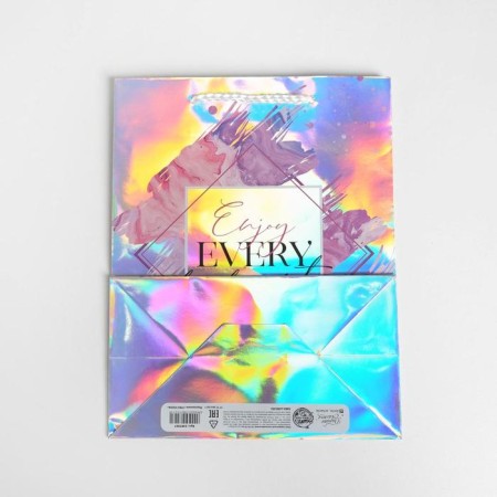 Gift holographic package, packaging, "Enjoy EVERY MOMENT", 18 x 23 x 10 cm-3