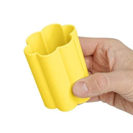 A glass for drawing 160 ml "Multi-Pulti", silicone, curly, yellow-2