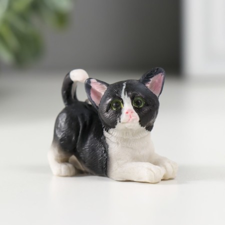Polystone souvenir "Black and white kitten" mix 2.2x3x4.4 cm-1
