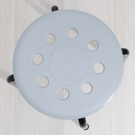 Stool with plastic seat, color mix-6