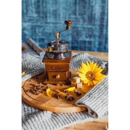 Manual coffee grinder "Light wood", 9.5 × 16 cm-9