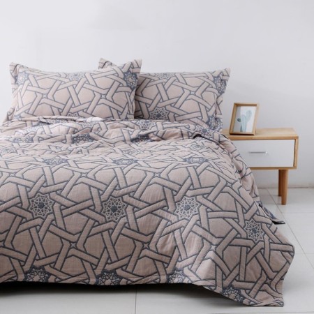 Bedspread, size 180x240 cm