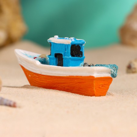 Souvenir ship "Fisherman" 7cm, mix-9