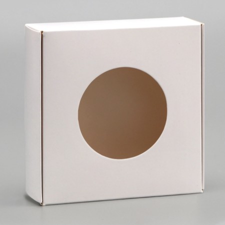 Self -charged box, white, 10 x 10 x 3 cm