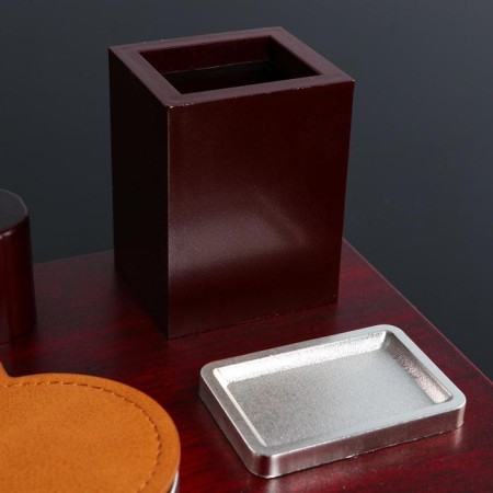 Table set 6V1 with a business card holder and clock, red tree-10
