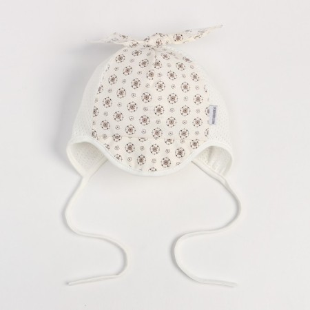 Baby hat, beige color, size 42-44