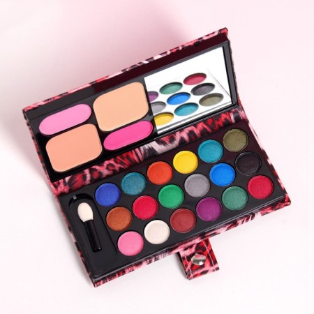 A set of decorative cosmetics: shadows 18 colors, blush 2 colors, powder, bronzer, mirror, mix-1