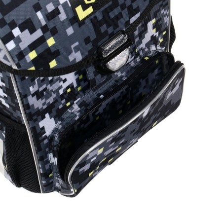 School satchel on the castle, 37 x 25 x 14 cm, Erich Krause Ergoline 15l, Pixel Game 56774-9