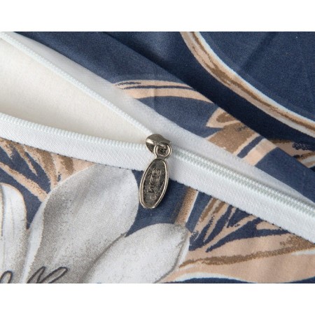 Set with a blanket "Richelieu": size 200x220 cm, 230x250 cm, 50x70 cm - 2 pcs, 70x70 cm - 2 pcs-3