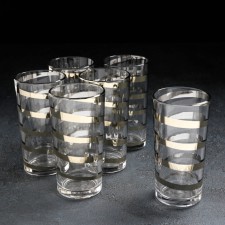 Set of glasses 