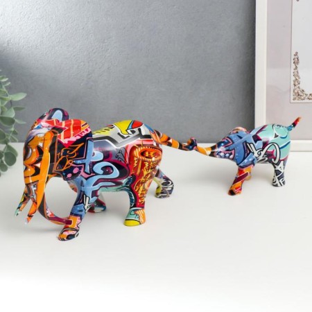 Souvenir Polystone "Elephant and Elephant" graffiti set 2x8.5x26 cm 8.8x5x17 cm