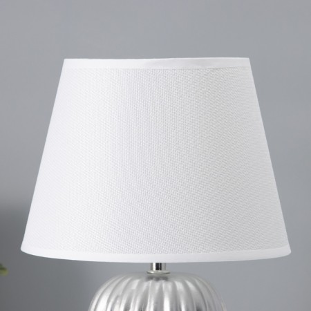 Table lamp "Nick" 1he14 40W white 22x22x32cm-4