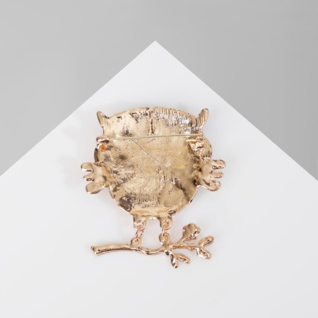 Cartoon “owl” brooch on a branch, colored in gold-1