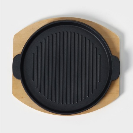 The cast -iron pan on the wooden stand “Circle. Grill ", 27.3 × 24 cm, black color-4