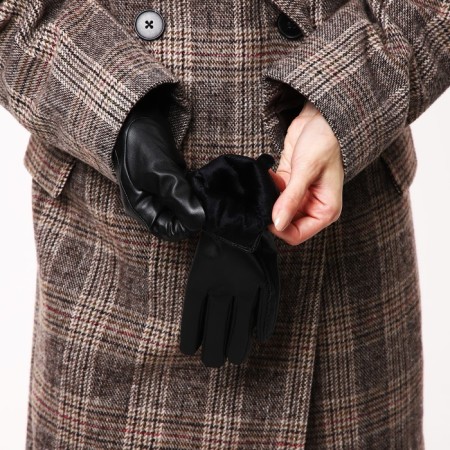 Gloves are female, dimensionless, without insulation, black color-4