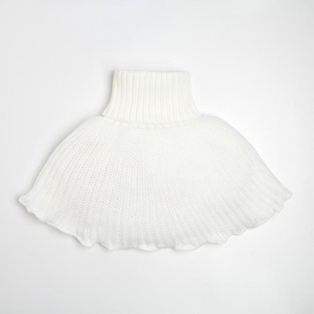 Scarf manif, white color, size l (8 years)