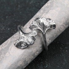 Lotus napkin ring, 4 × 5 cm, silver color