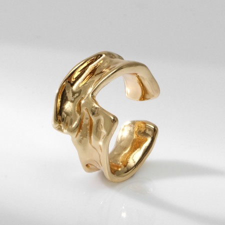 Ring Metal "Trend" is crumpled, wide, the color of gold, dimensionless-2