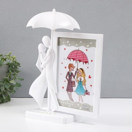 Photo frame plastic 13x18 cm "A couple in love under an umbrella" White 22x14x29 cm-1