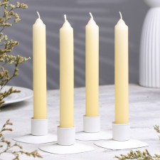 A set of candles of dining rooms of aromatic 