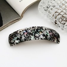 Halfish hair clip 