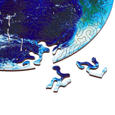 Wooden puzzle with a two -layer cover "Planet Earth" m-2