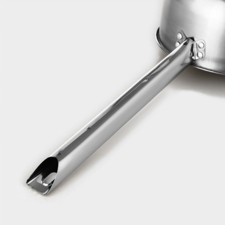 Stainless steel bucket with a long handle, 2.1 l, d = 18 cm, metal handle, silver color-2