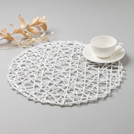 Serving shade "Grass", central milk, d 38 cm