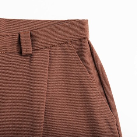 Shorts Women Bermuda Minaku: Enjoy, Chocolate Color, Rr. 46-10