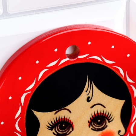 Defense board "Matryoshka", 20 × 26 cm, Khokhloma-2
