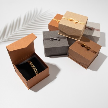 Gift box for bracelet/watch "Gentleman", 9 × 9, color mix