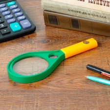 Lupa is classic, drop 5x, d = 7.5 cm, with a compass
