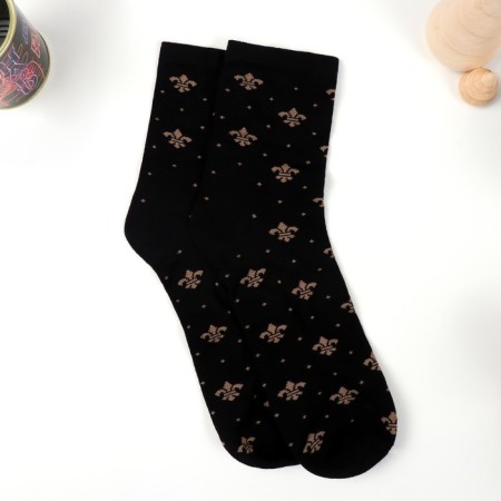 A gift of socks in a bank with a print of a "solid New Year" (male)-5