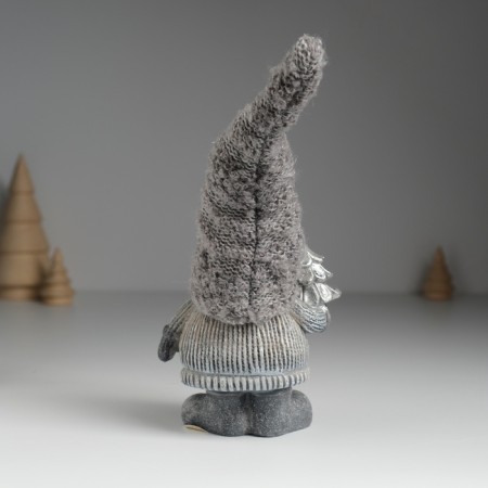 Souvenir Polystone "Santa Claus in a gray knitted cap, with a white beard" Mix 8.5x5x18 cm-5