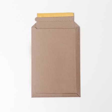 ULTRAPACK microgofroprone envelope with an adhesive valve 17.5 x 25 cm