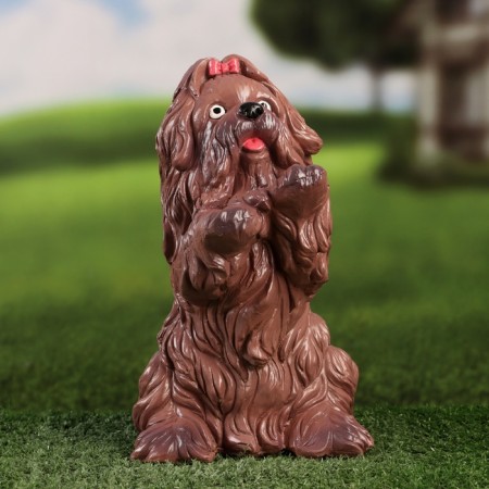 Garden figure "Dog on the hind legs" beige, 25x15x14cm