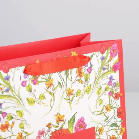 Package Gift Laminated Horizontal, Packaging, “Beloved Educator”, ML 27 x 23 x 11.5 cm-4