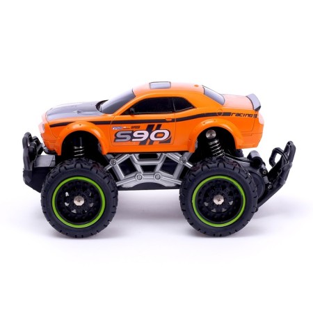 The radio -controlled car "Bigfoot" works from batteries, mix-1