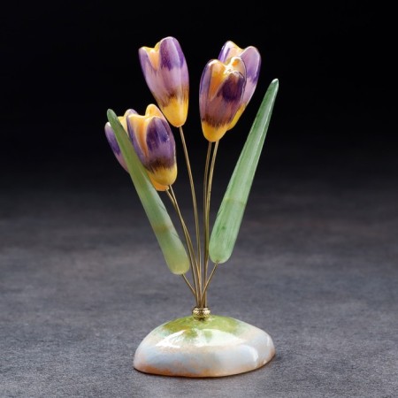 Souvenir "Crocus flowers", 5 flowers, selenite