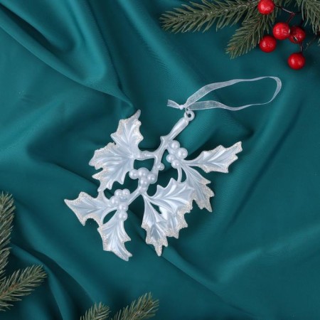 Decoration Christmas tree "Brill with berry shine" 11x14 cm, white